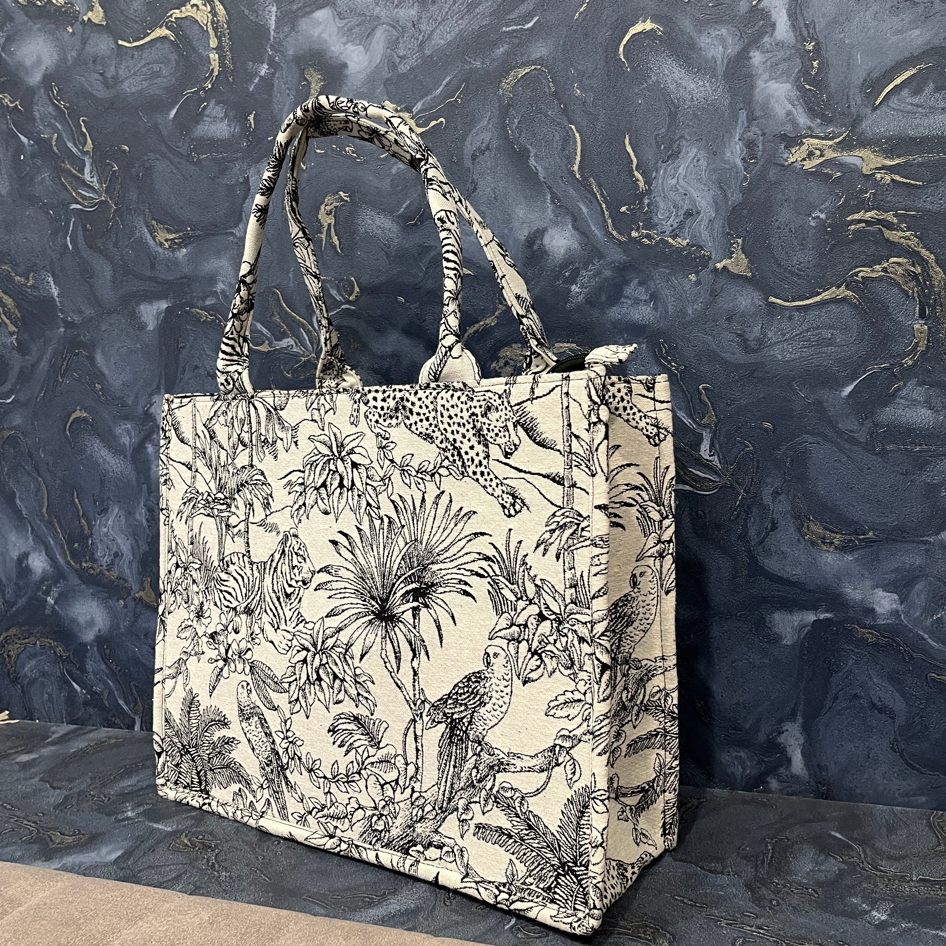 Laptop tote bag- Jungle Print