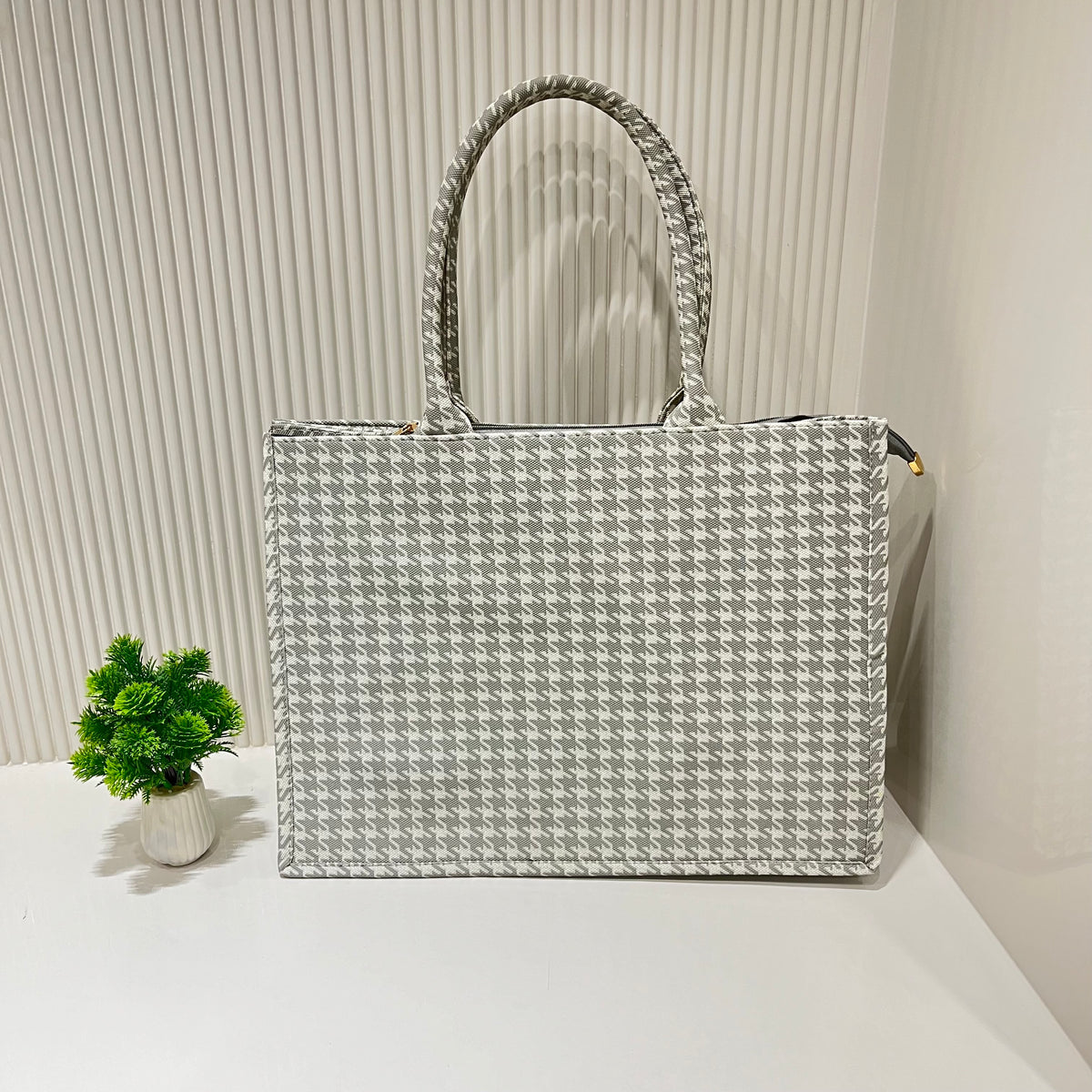 Houndstooth Grey - PU Tote Bag