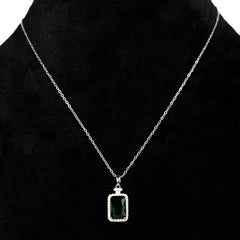 LAFERAH GREEN STONE PENDANT WITH CHAIN