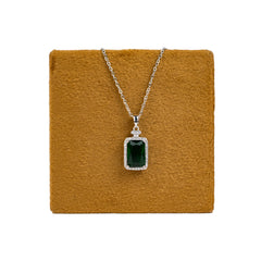 LAFERAH GREEN STONE PENDANT WITH CHAIN