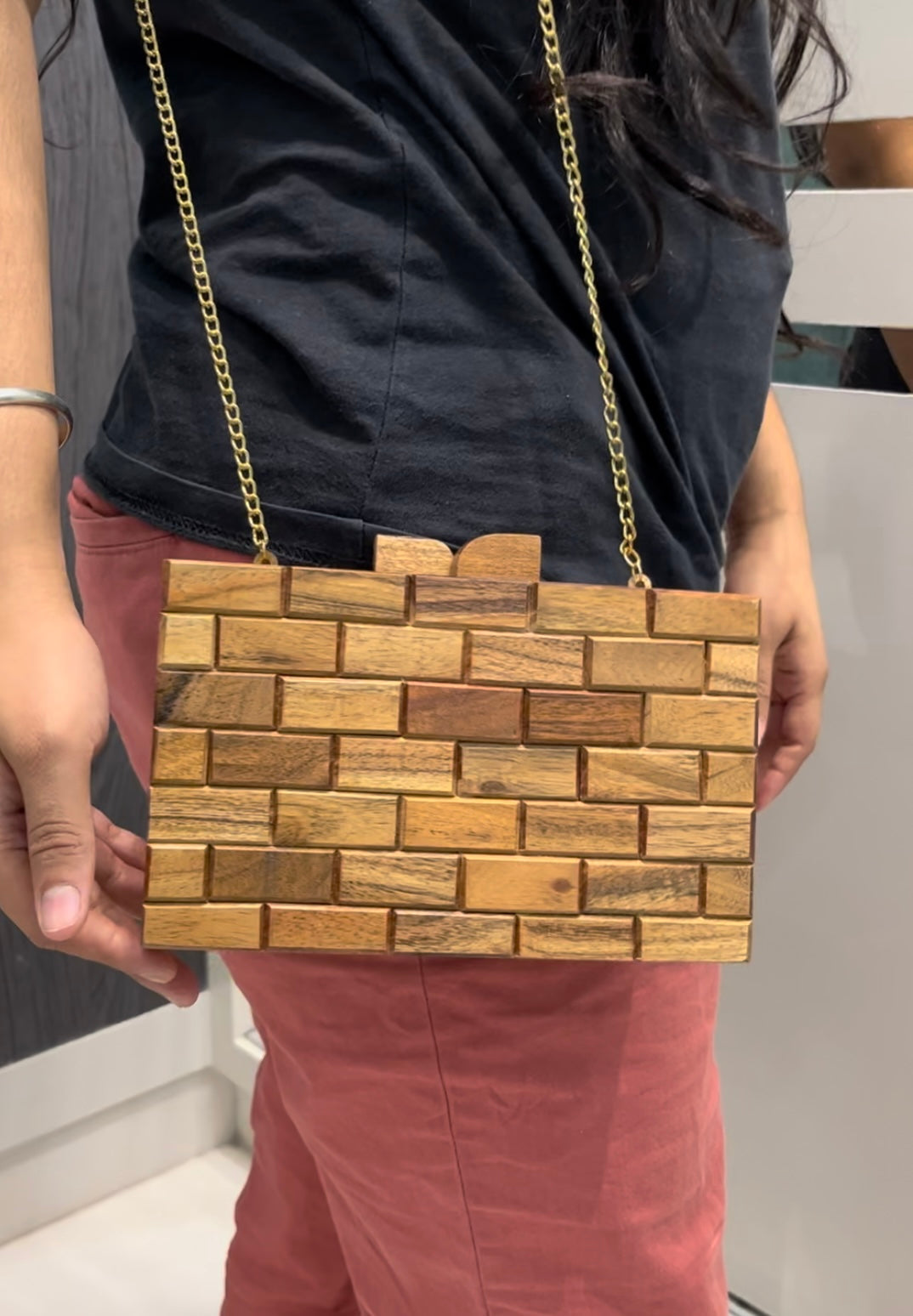 Wood block sling